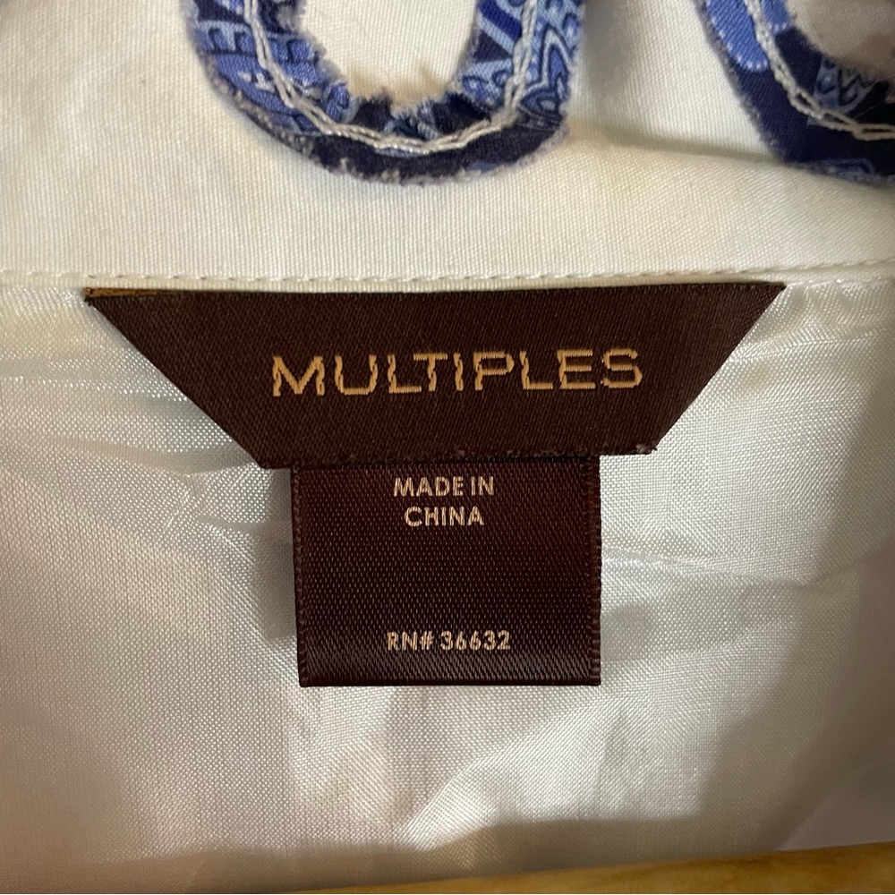 Multiples Blue And White Buttoned Jacket Size Xl … - image 2